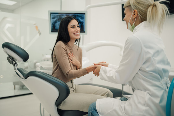 Der Schlüssel zum langfristigen Patientenvertrauen: Wie Sie auch in schwierigen Gesprächen die richtigen Worte finden - Der Schlüssel zum Patientenvertrauen: Erfolgreiche Kommunikation in schwierigen Zahnarztgesprächen